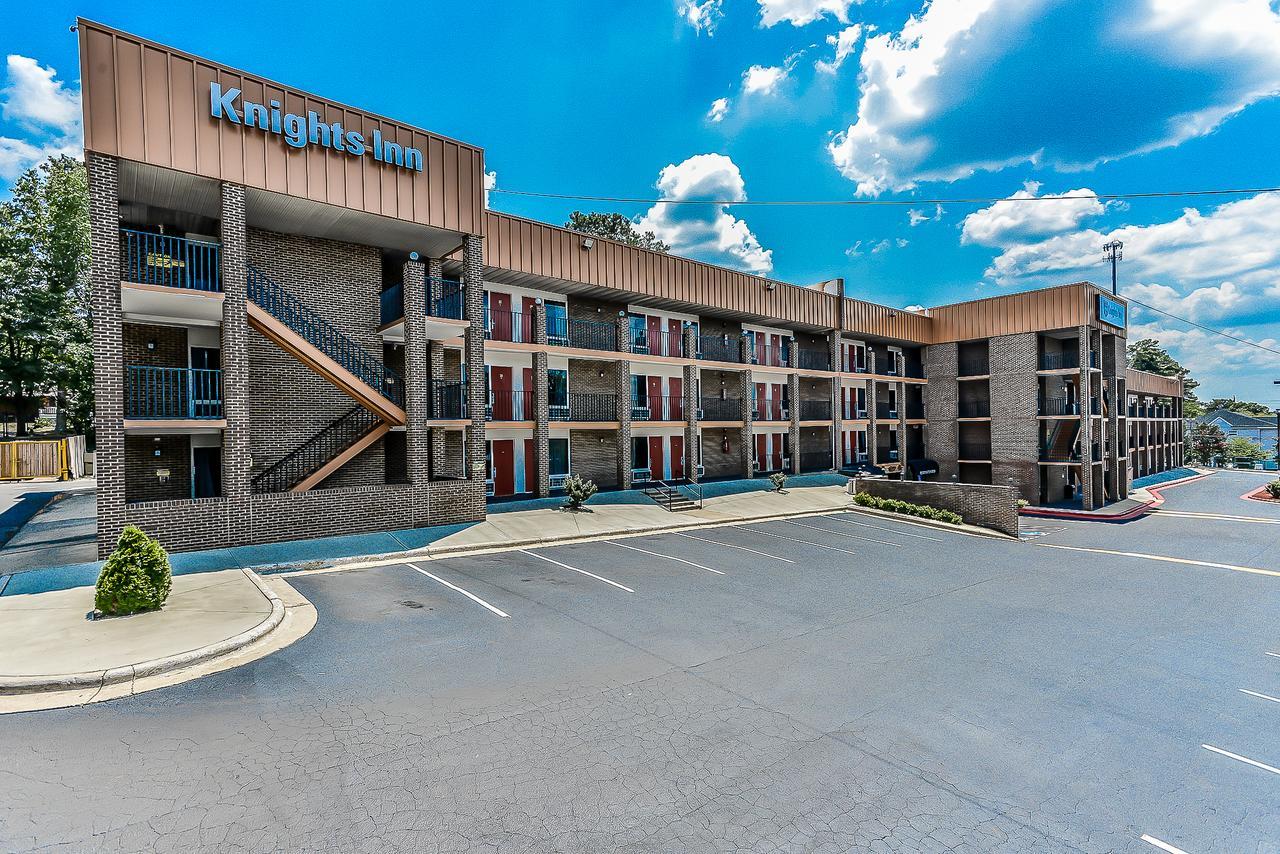 Budgetel Inn And Suites Raleigh Bagian luar foto